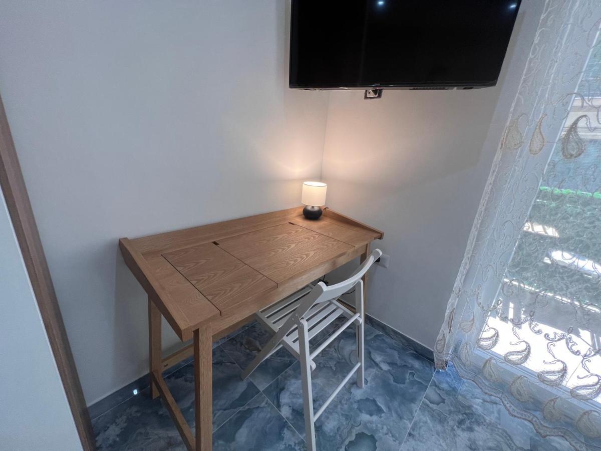 Borgo 1313 Napoli Apartment Exterior photo